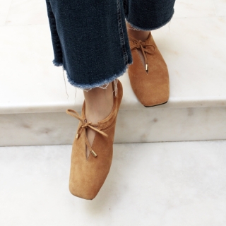 Tan Meri Women's Suede Ballerina Flats