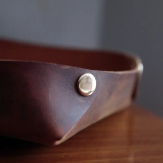 El Yapımı Deri Dekoratif Tepsi | Kişiselleştirilebilir Hakiki Deri