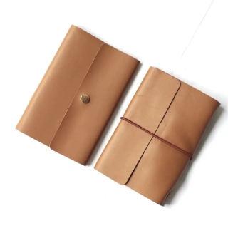 Laptop Kılıfı ve Defter Kombini | Şık ve Fonksiyonel Set