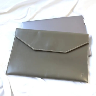 El Yapımı Deri Laptop Kılıfı | Kişiselleştirilebilir Hakiki Deri