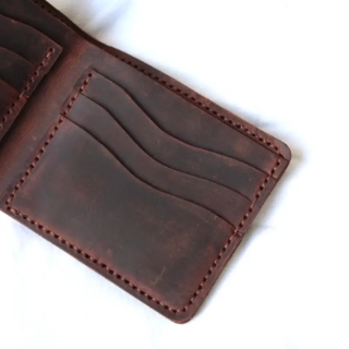 Genuine Leather Men’s Wallet | Slim & Elegant