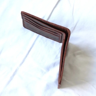 Genuine Leather Men’s Wallet | Slim & Elegant